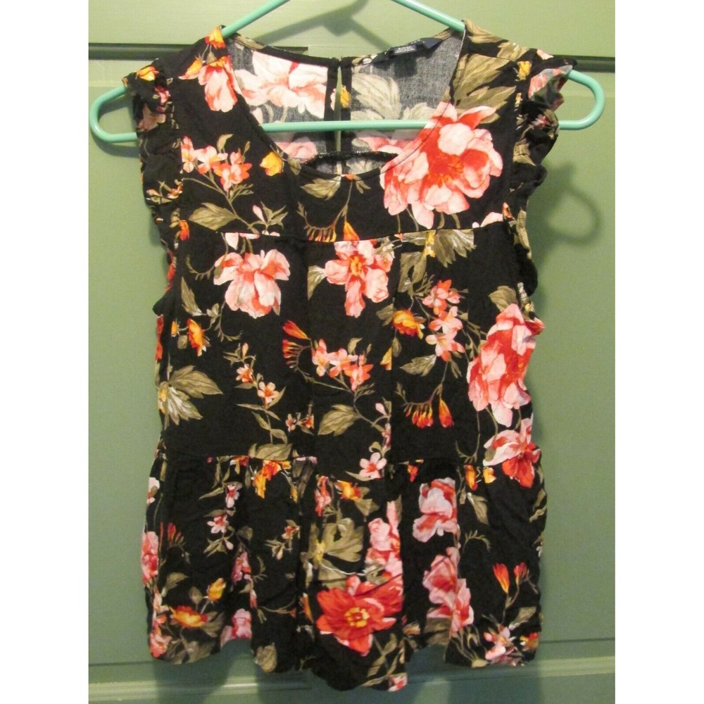 American Eagle Women's Black Floral Flutter Sleeve Keyhole Back Blouse Size S